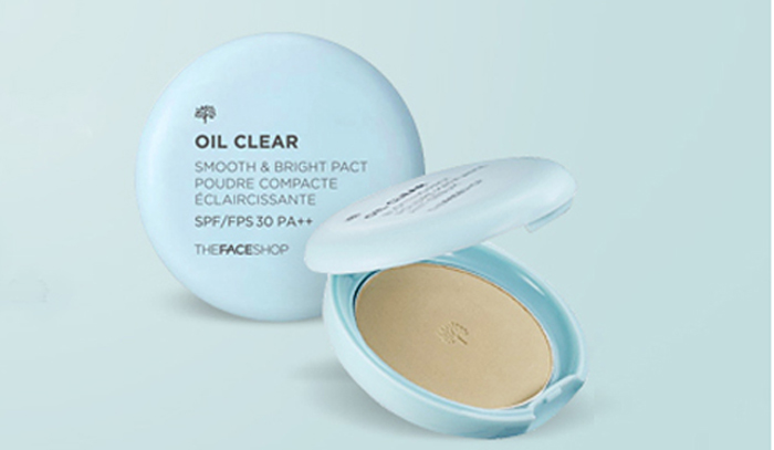 Phấn phủ Oil Clear Smooth & Bright Pact